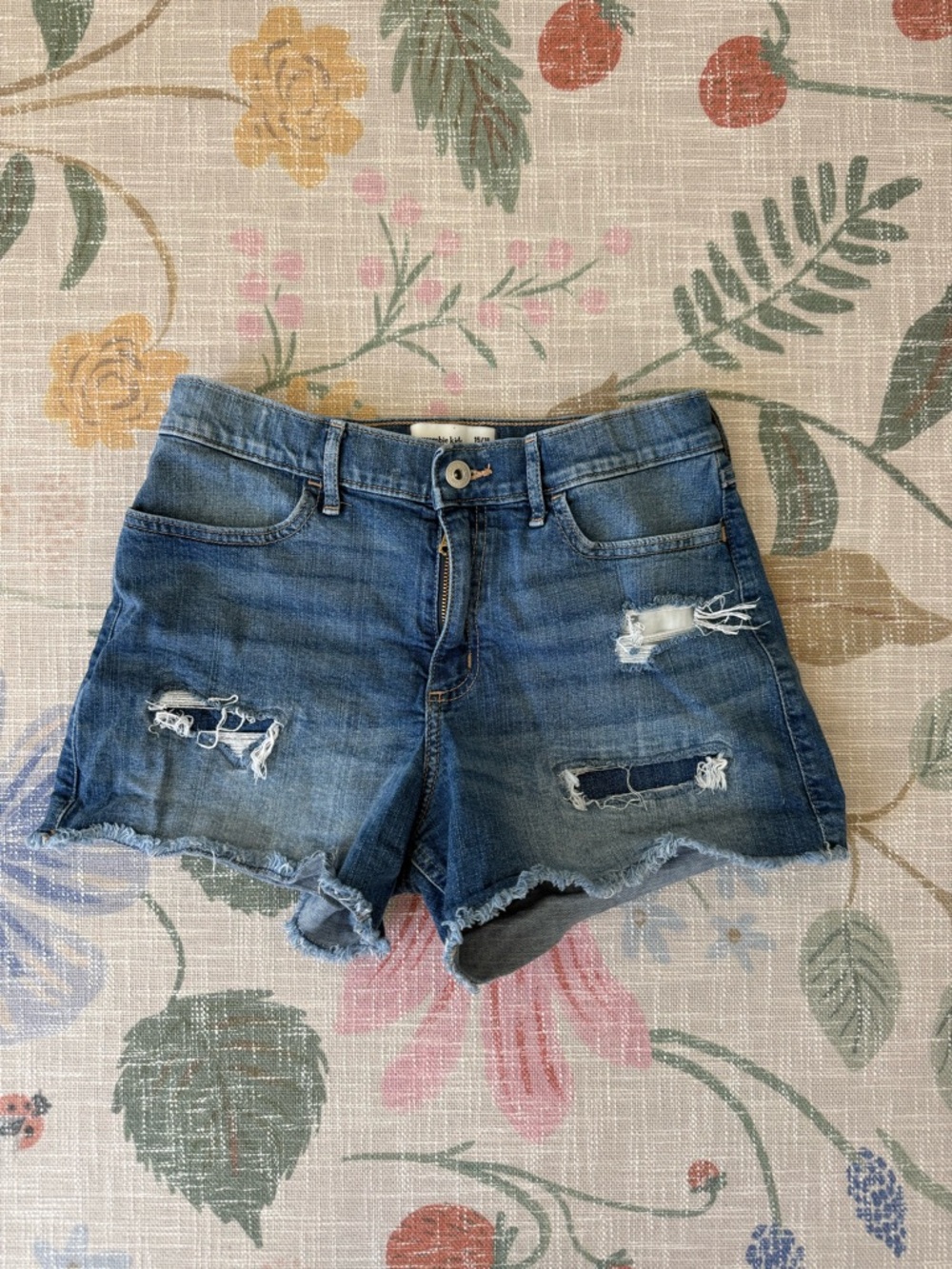 Abercrombie Kids High Rise Relaxed Jean Short